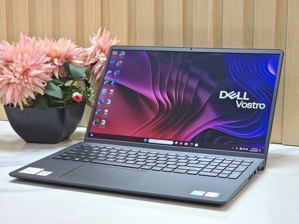 DELL VOSTRO 3520 NEW CORE i5/8GB RAM/512GB SSD/12TH GEN/15.6" SCREEN/WIN 11/MS OFFICE/1 YEAR WARRANTY